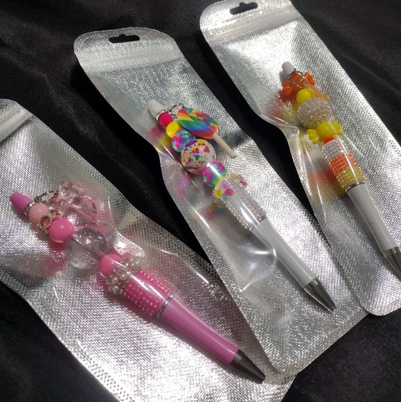 Handmade Refillable Bling Pens - Picture 8 of 8